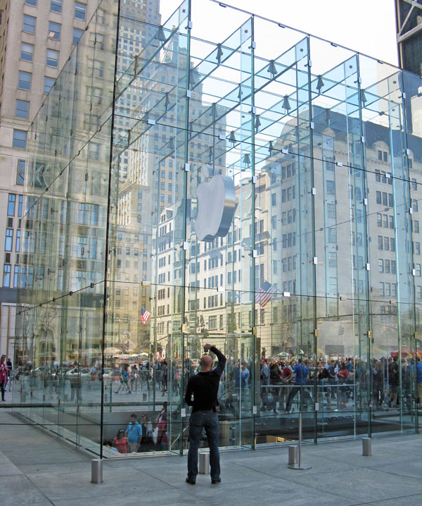 Apple Store Quinta Strada  New York - cubo 2010