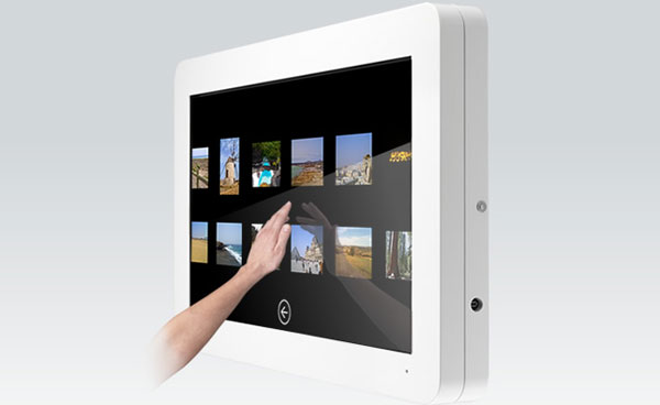 Ablet tavolo touchscreen con mac mini