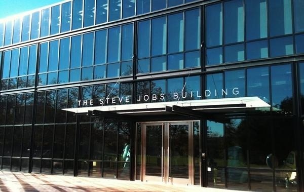 pixar edificio dedicato a Steve Jobs 